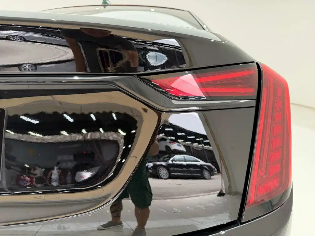 Cadillac CT6 — миниатюра 10