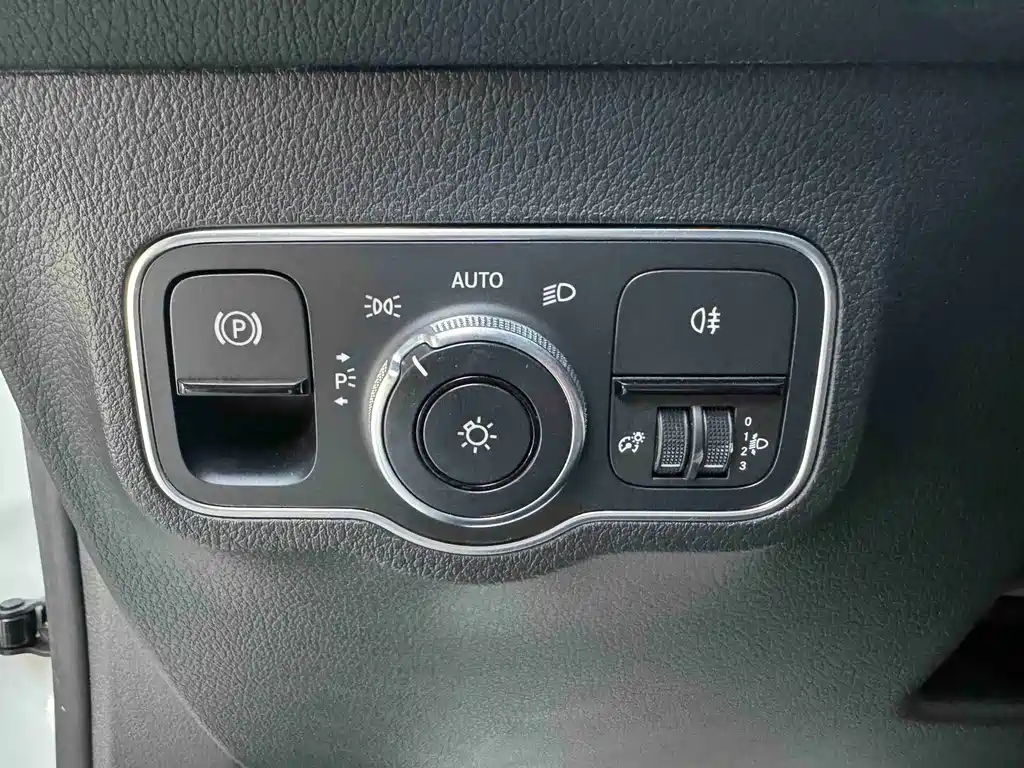 Mercedes-Benz GLB 2020 GLB 180 Fashion