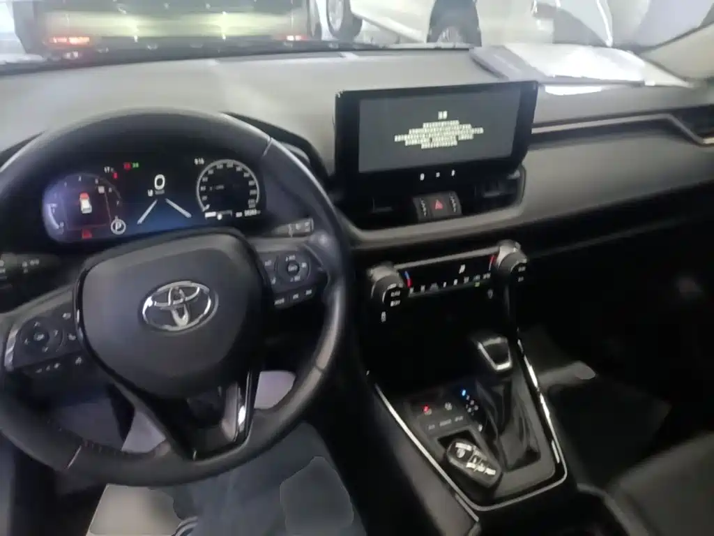 Toyota Wildlander — миниатюра 10