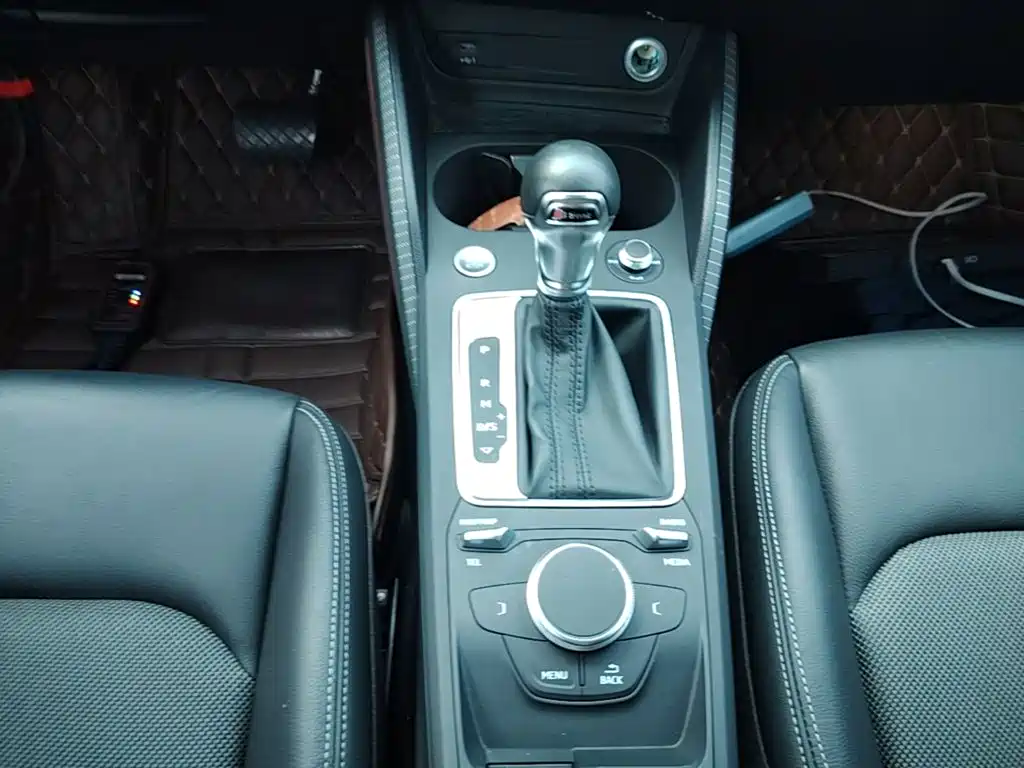 Audi Q2L — миниатюра 14