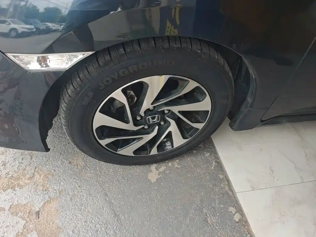 Honda Civic — миниатюра 15