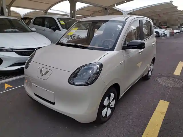 WULING AUTOMOBILE HONGGUANG MINIEV 2025