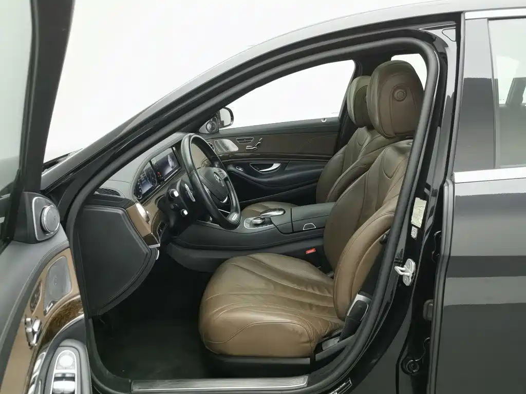 Mercedes-Benz S-Class — миниатюра 10