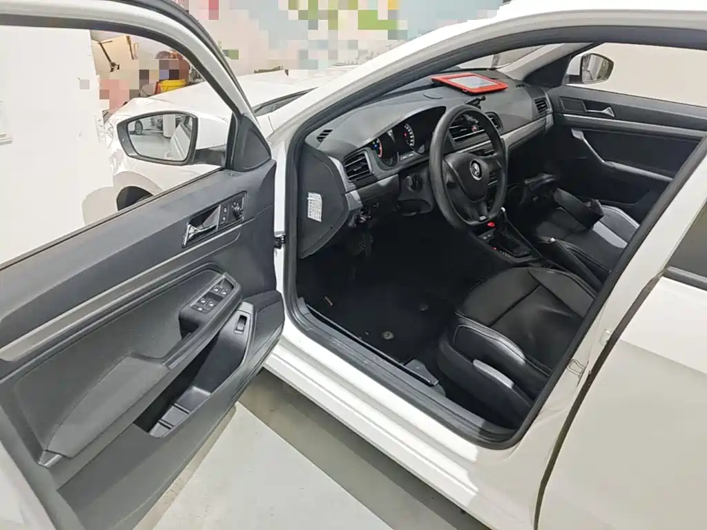 Volkswagen Lavida — миниатюра 16
