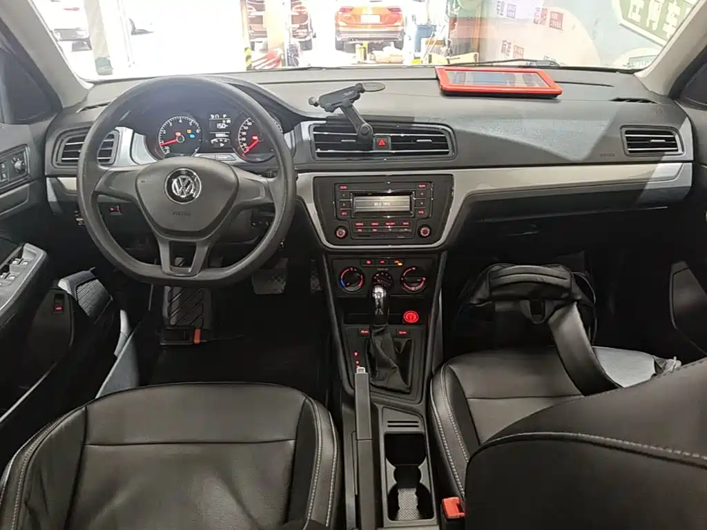 Volkswagen Lavida — миниатюра 10