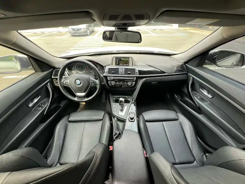 BMW 3 Series GT — миниатюра 9