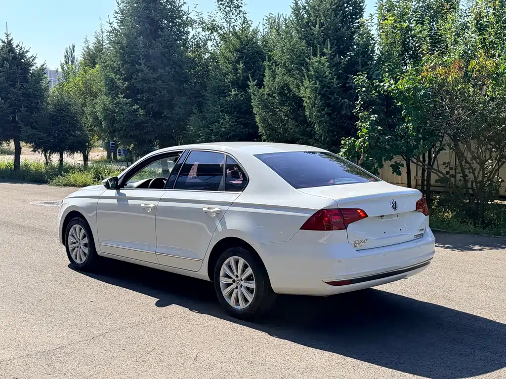 Volkswagen Bora — миниатюра 6