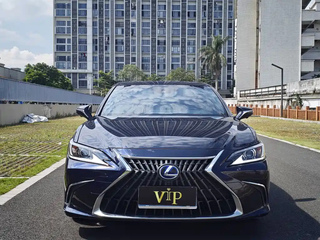 Lexus ES — миниатюра 2