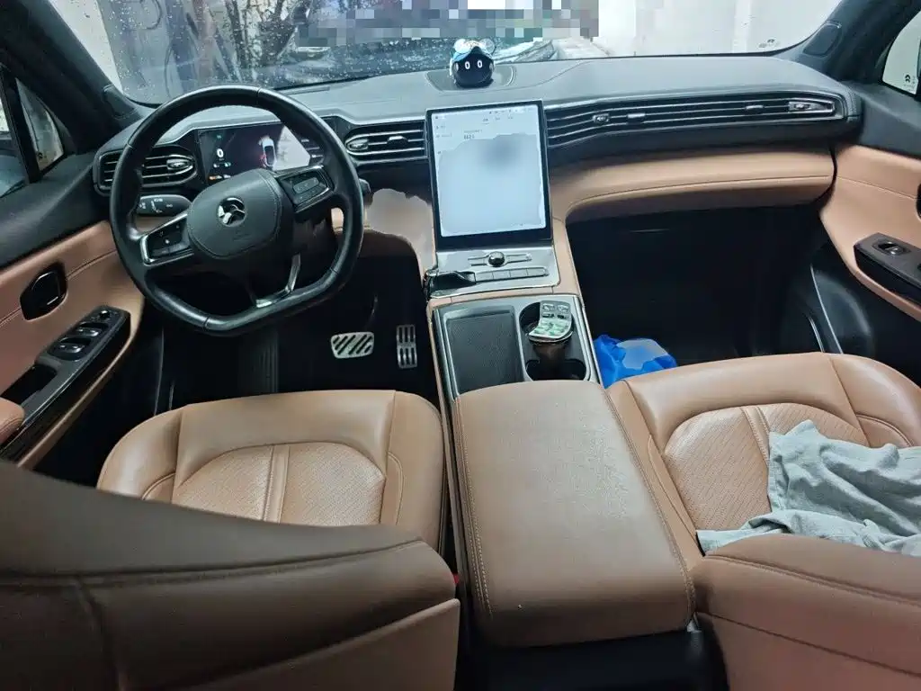 NIO ES6 — миниатюра 13