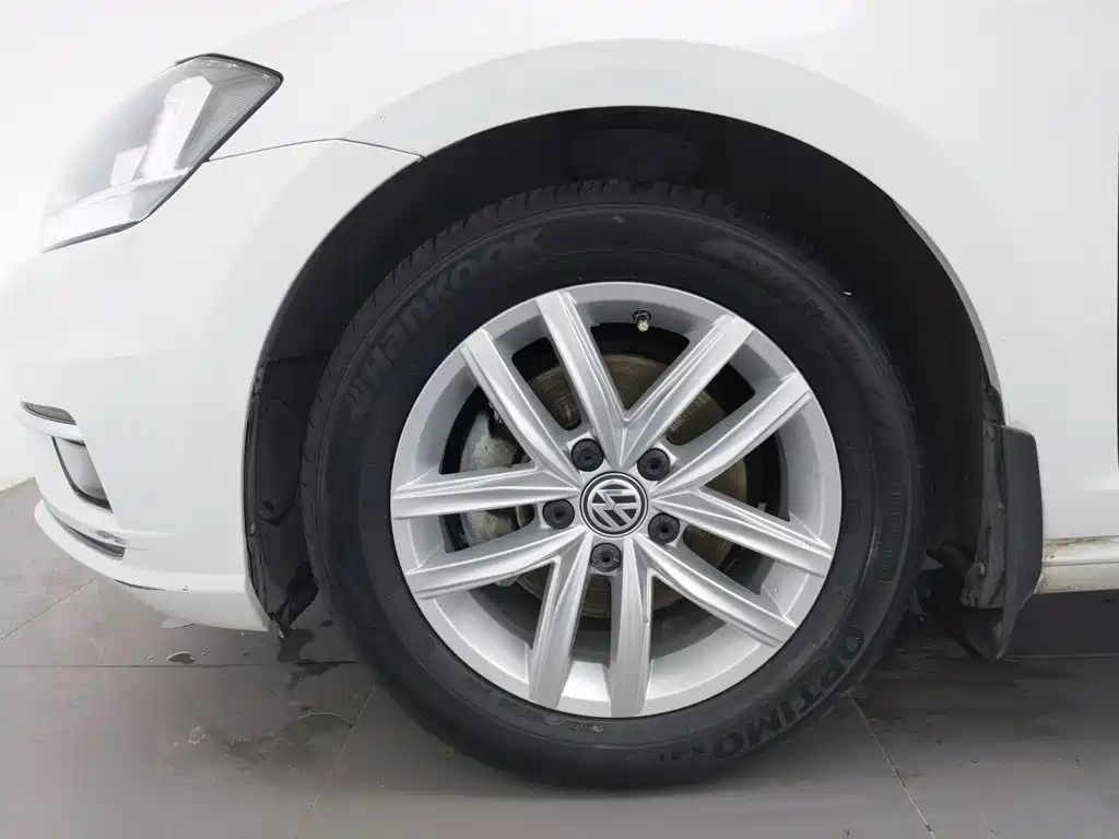 Volkswagen Golf — миниатюра 17