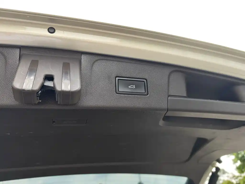 Volkswagen Teramont — миниатюра 12