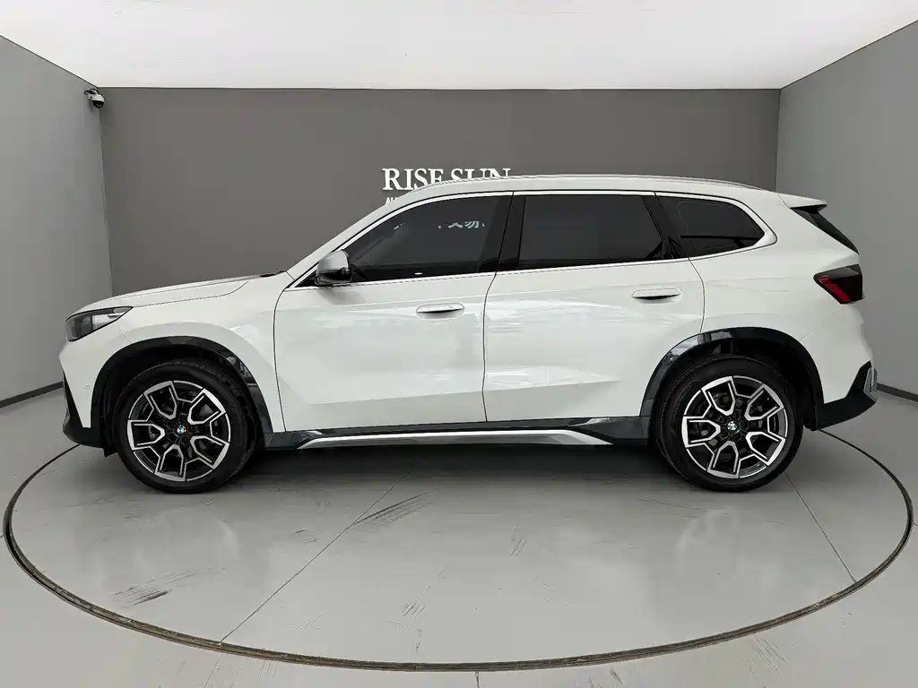 BMW X1 — миниатюра 6