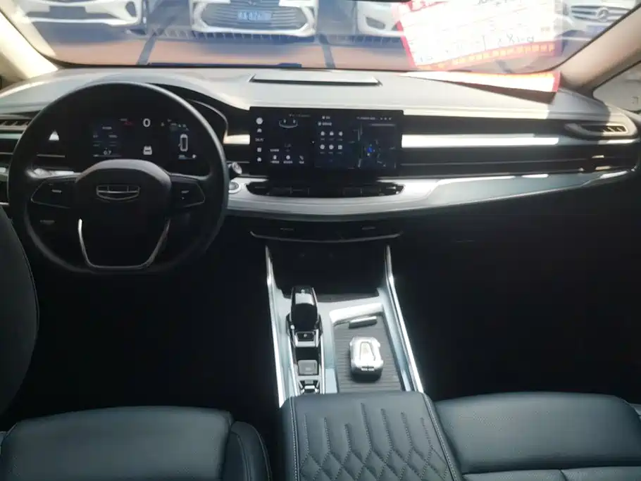 Geely Jia Ji — миниатюра 12