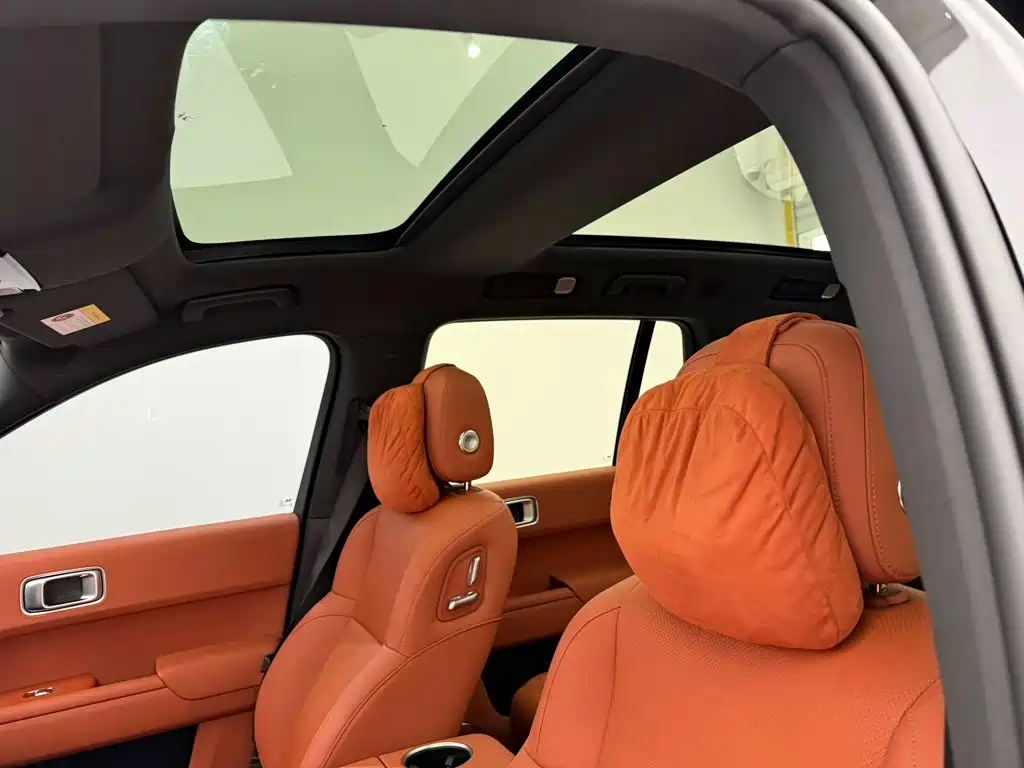 Li Auto Li L8 — миниатюра 24