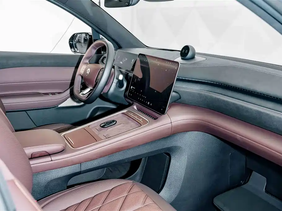 NIO EC6 — миниатюра 18
