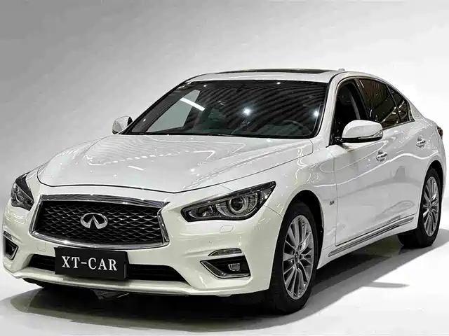 Infiniti Q50L