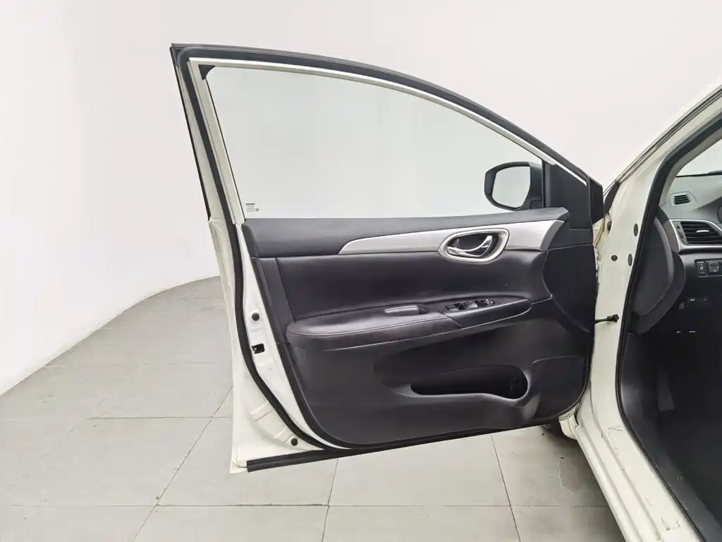 Nissan Sylphy — миниатюра 8