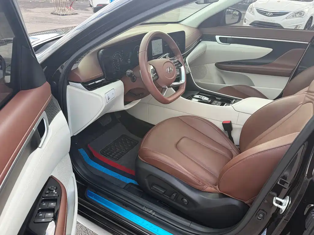 Hyundai Mistra — миниатюра 14