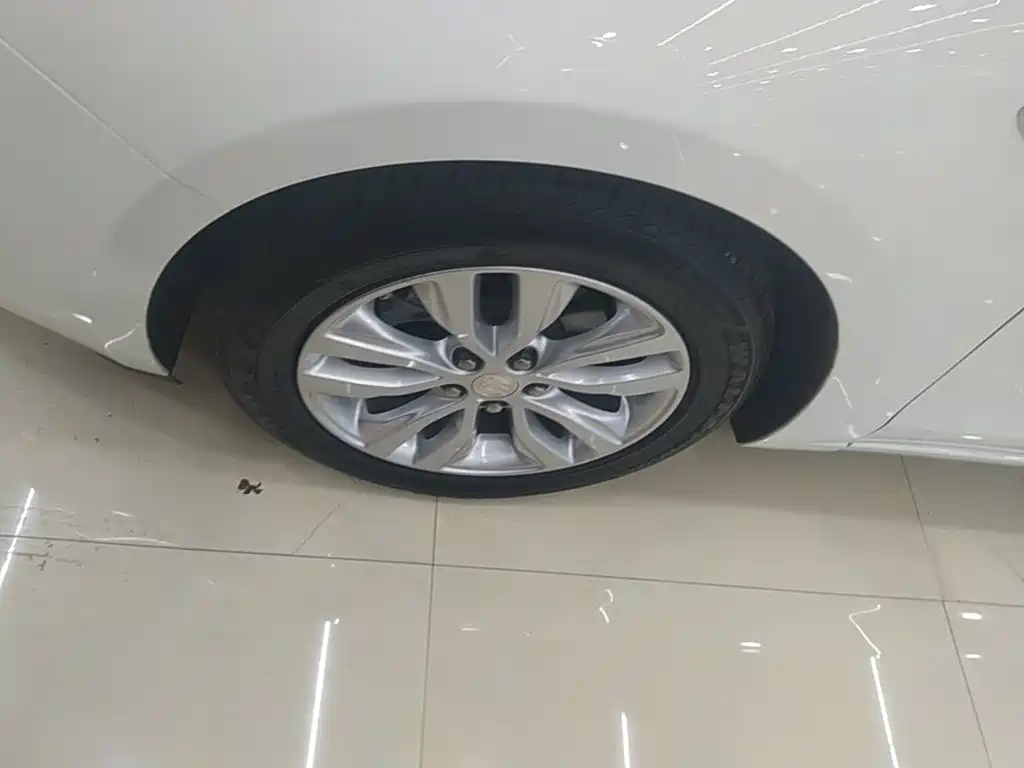 Buick Excelle — миниатюра 23