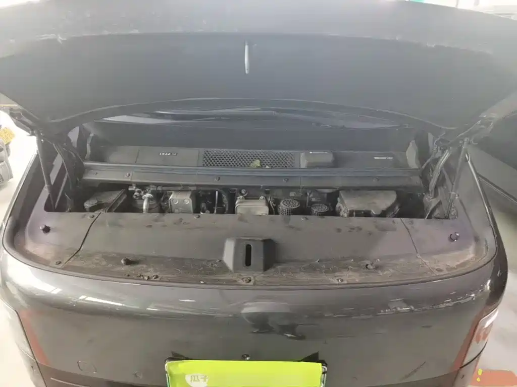 Li Auto Li MEGA — миниатюра 20