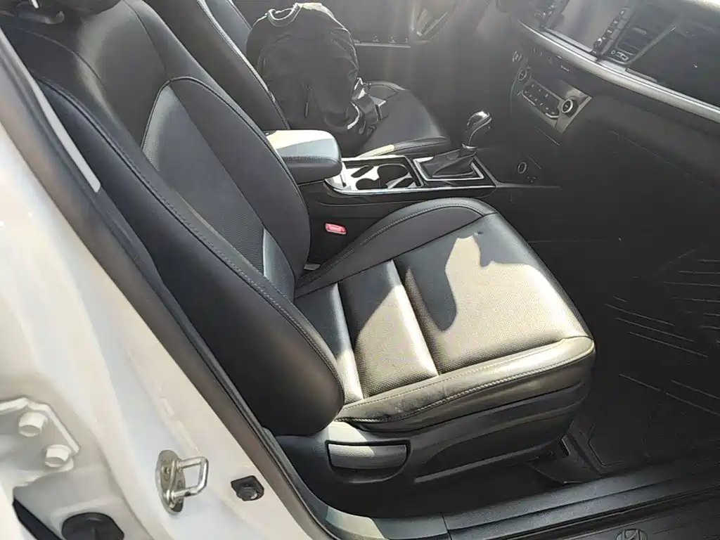 Hyundai Mistra — миниатюра 25
