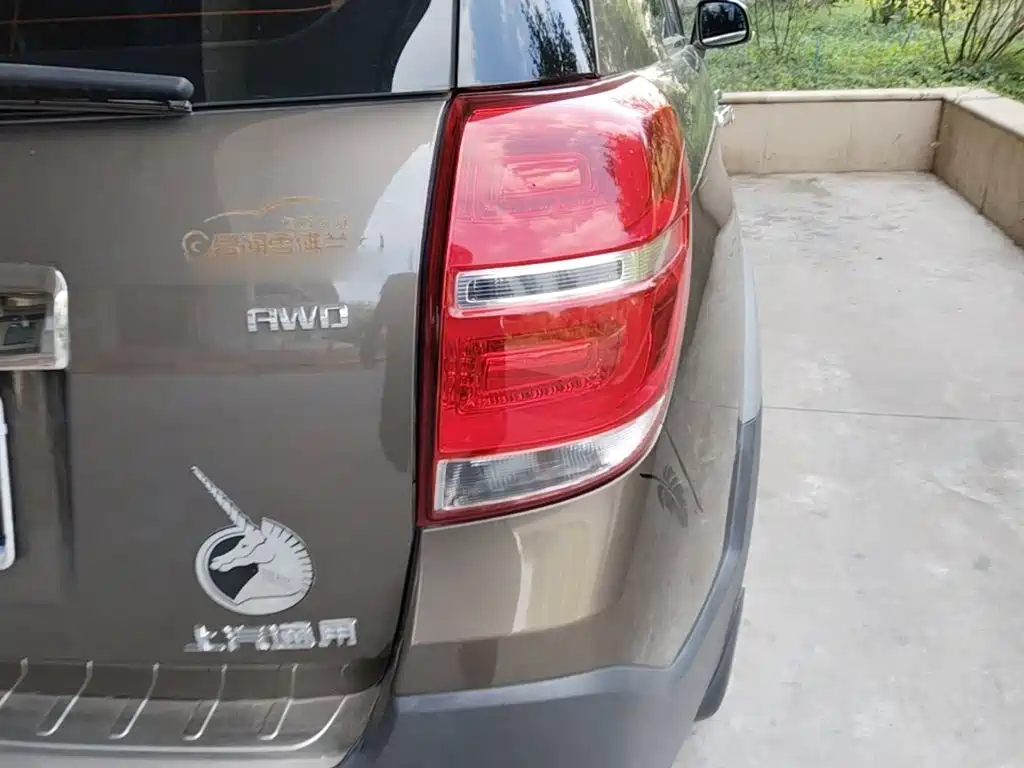 Chevrolet Captiva — миниатюра 8