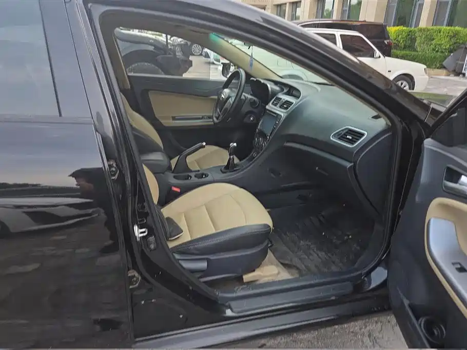 Haima Familia 2015 1.6L MT