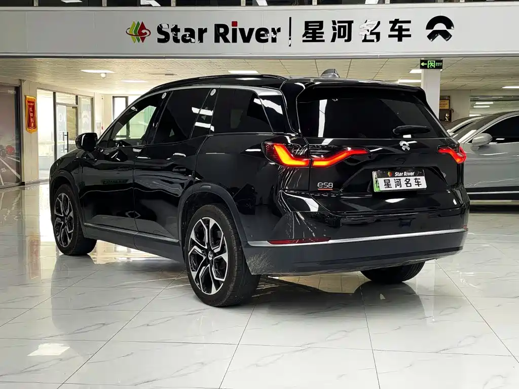 NIO ES8 — миниатюра 6