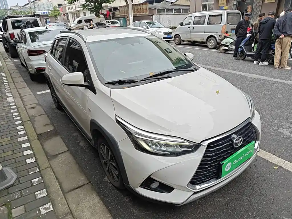 Toyota Yaris L — миниатюра 4