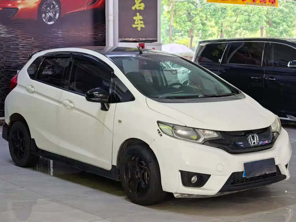 Honda Fit — миниатюра 3