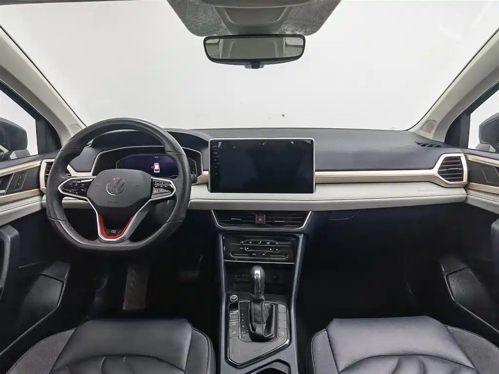 Volkswagen Tharu 2023 300TSI