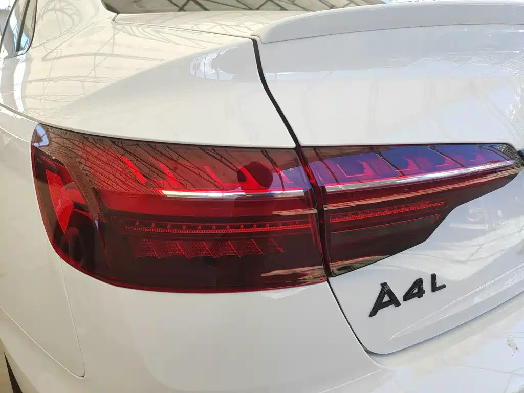 Audi A4L — миниатюра 25