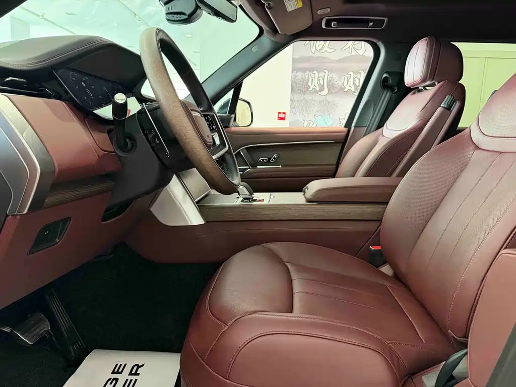Land Rover Range Rover — миниатюра 6