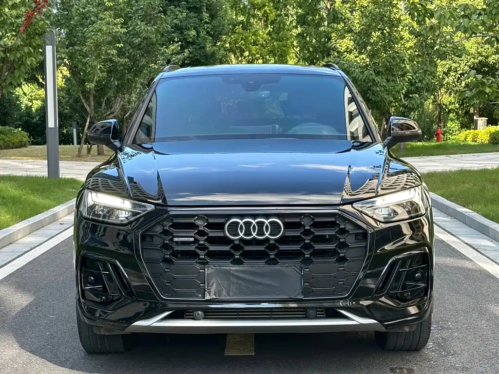 Audi Q5L — миниатюра 2