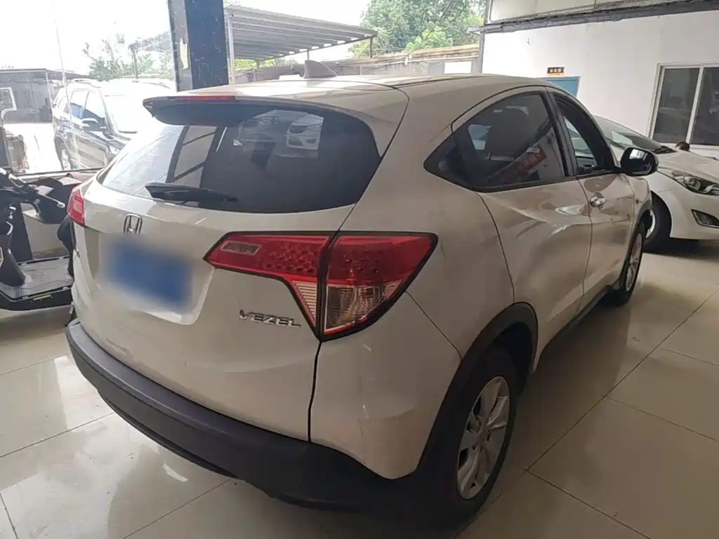 Honda Vezel — миниатюра 7