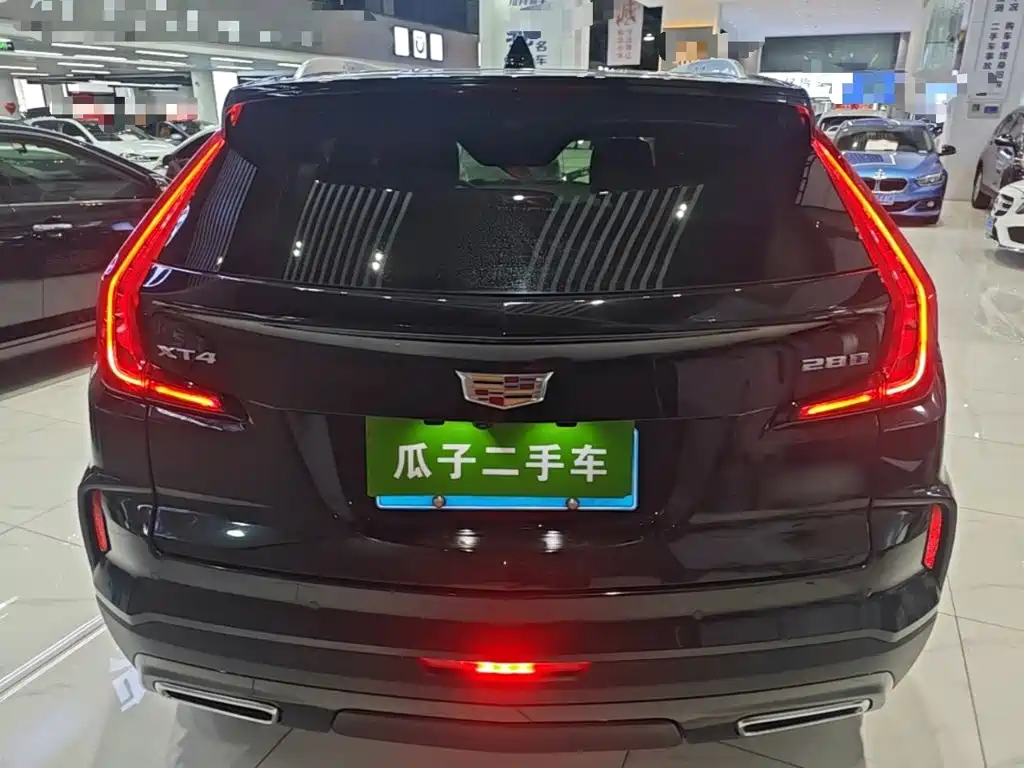 Cadillac XT4 — миниатюра 6