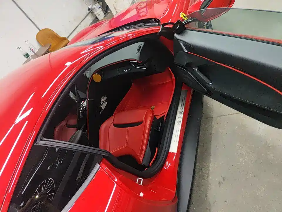 Ferrari Roma — миниатюра 10