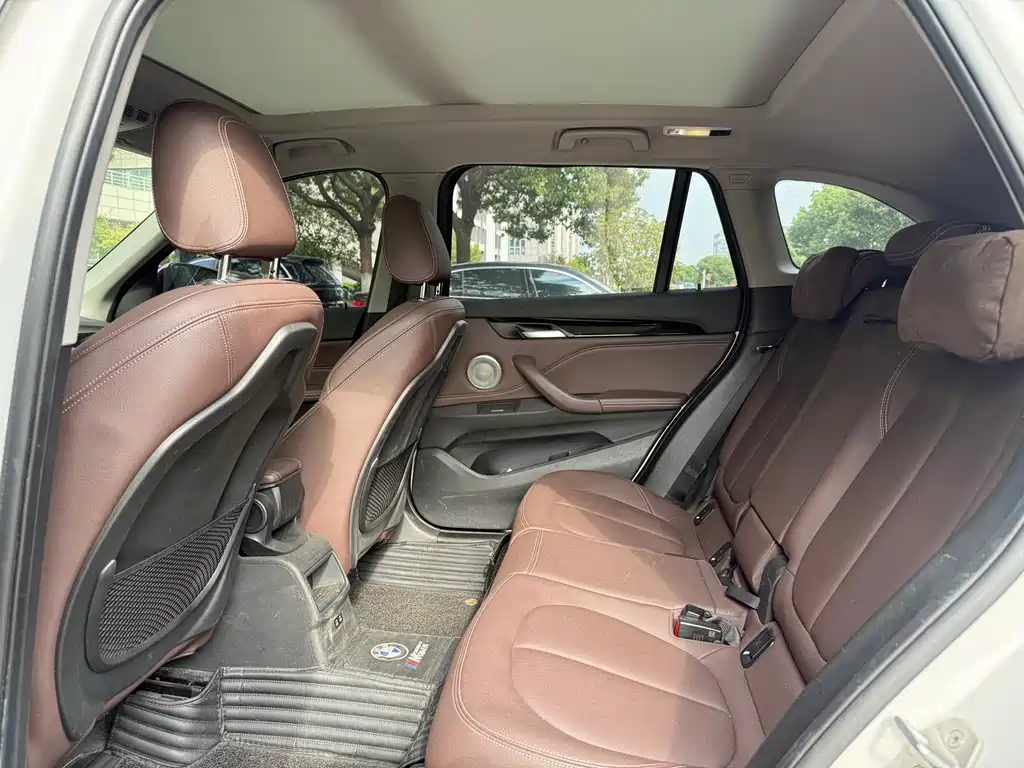 BMW X1 — миниатюра 6
