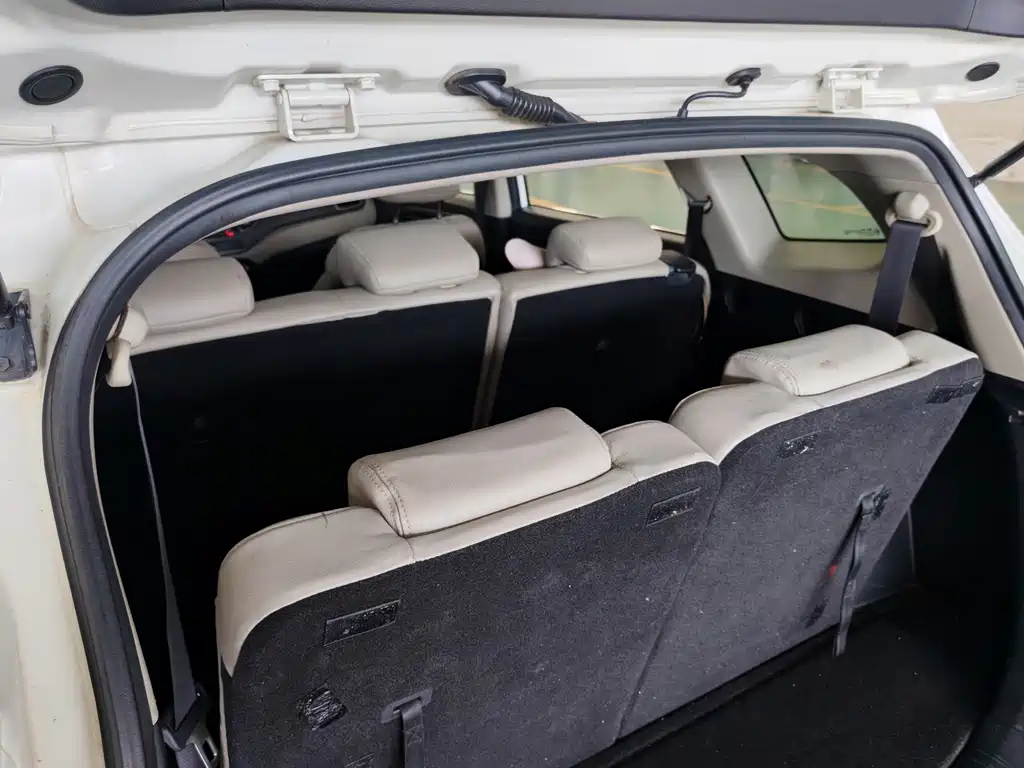 Kia Carens — миниатюра 19