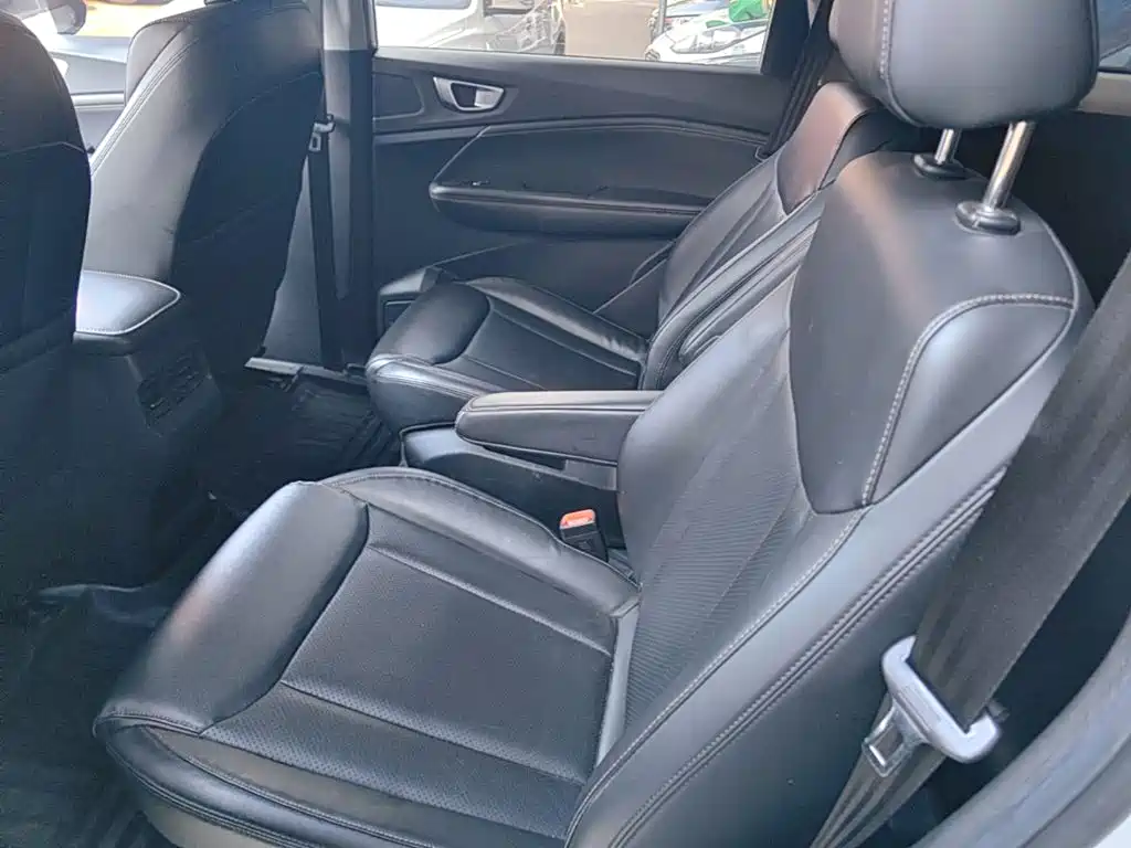Wuling Jiachen — миниатюра 17