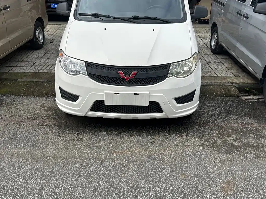 Wuling Hongguang — миниатюра 2