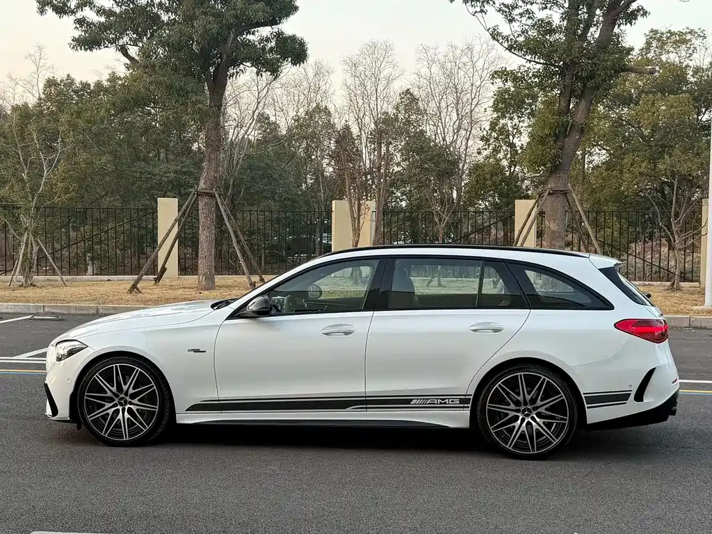 Mercedes-Benz C-Class AMG — миниатюра 5