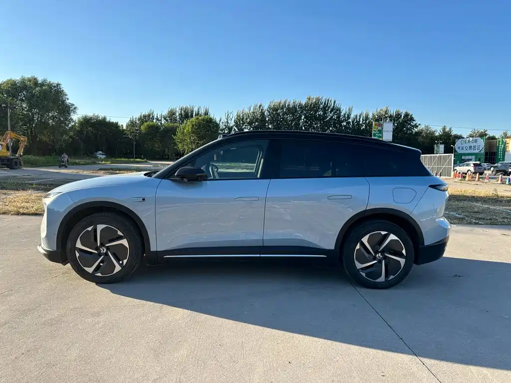 NIO ES6 — миниатюра 7