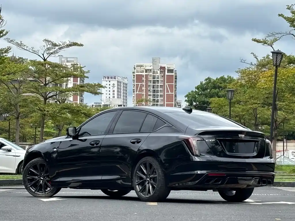 Cadillac CT5 — миниатюра 5