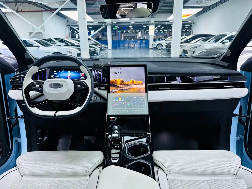 Geely Boyue L — миниатюра 6