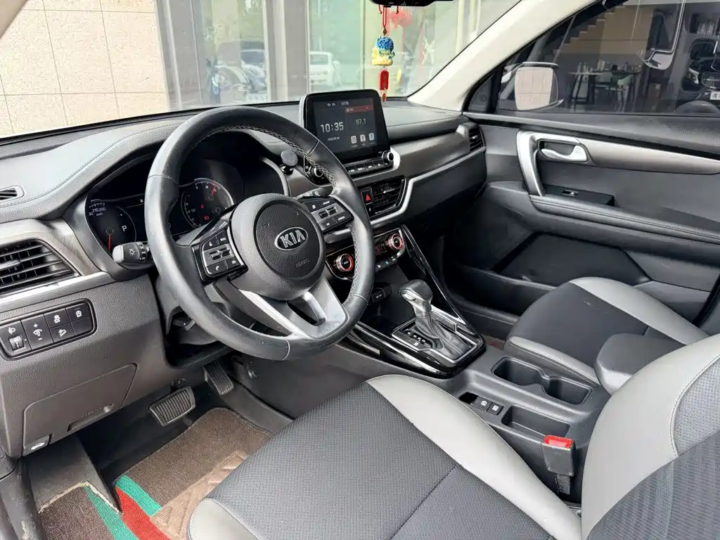 Kia Sportage — миниатюра 11
