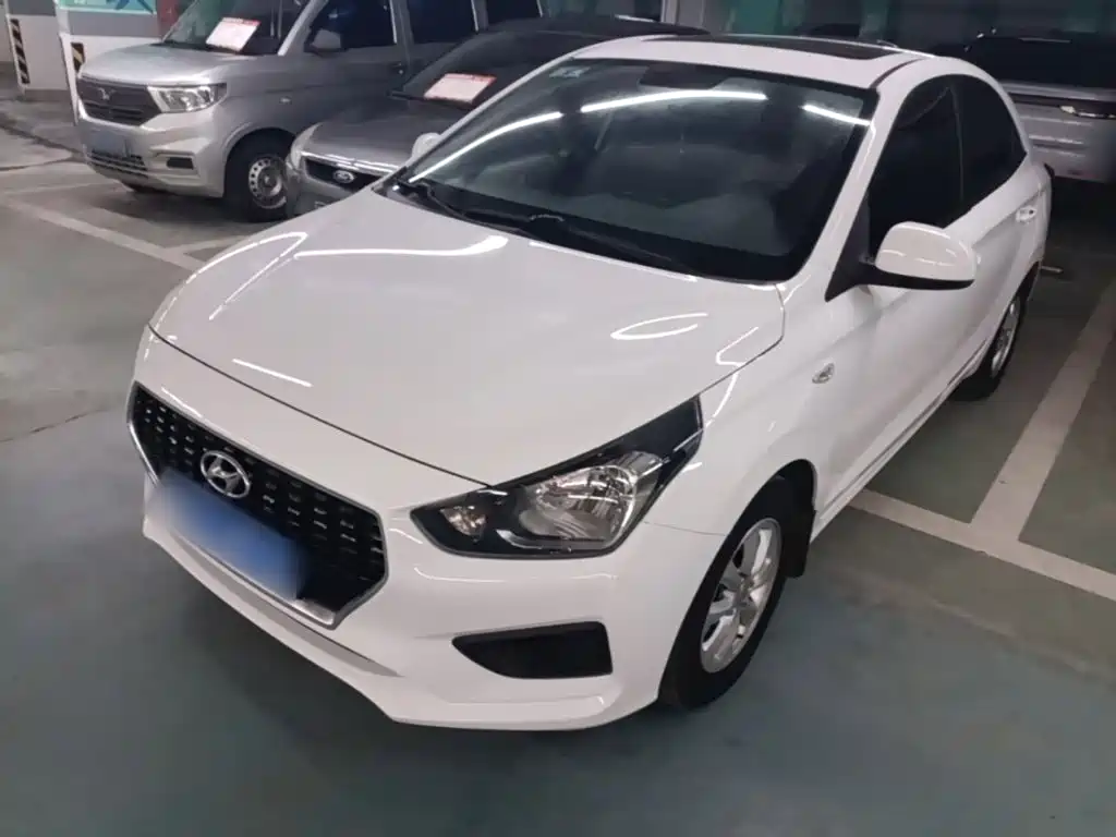 Hyundai Verna — миниатюра 2
