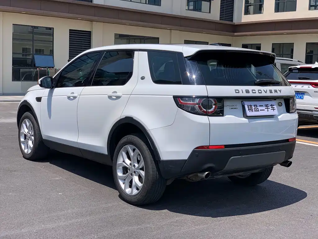 Land Rover Discovery Sport — миниатюра 6