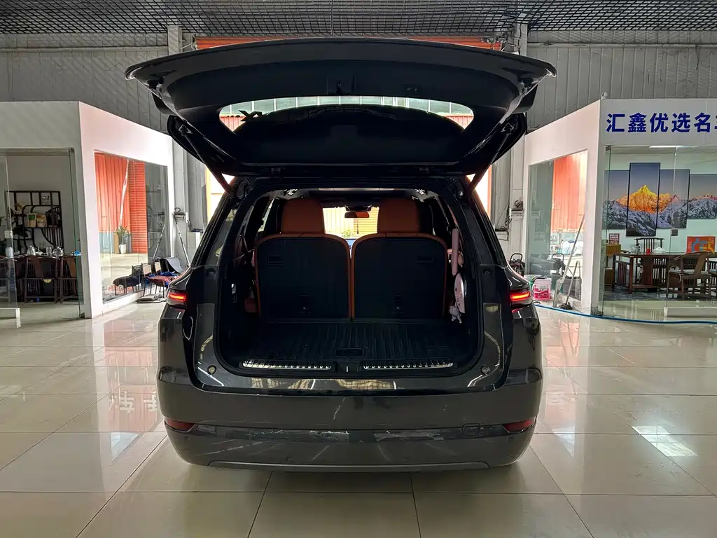 Li Auto Li L9 — миниатюра 10