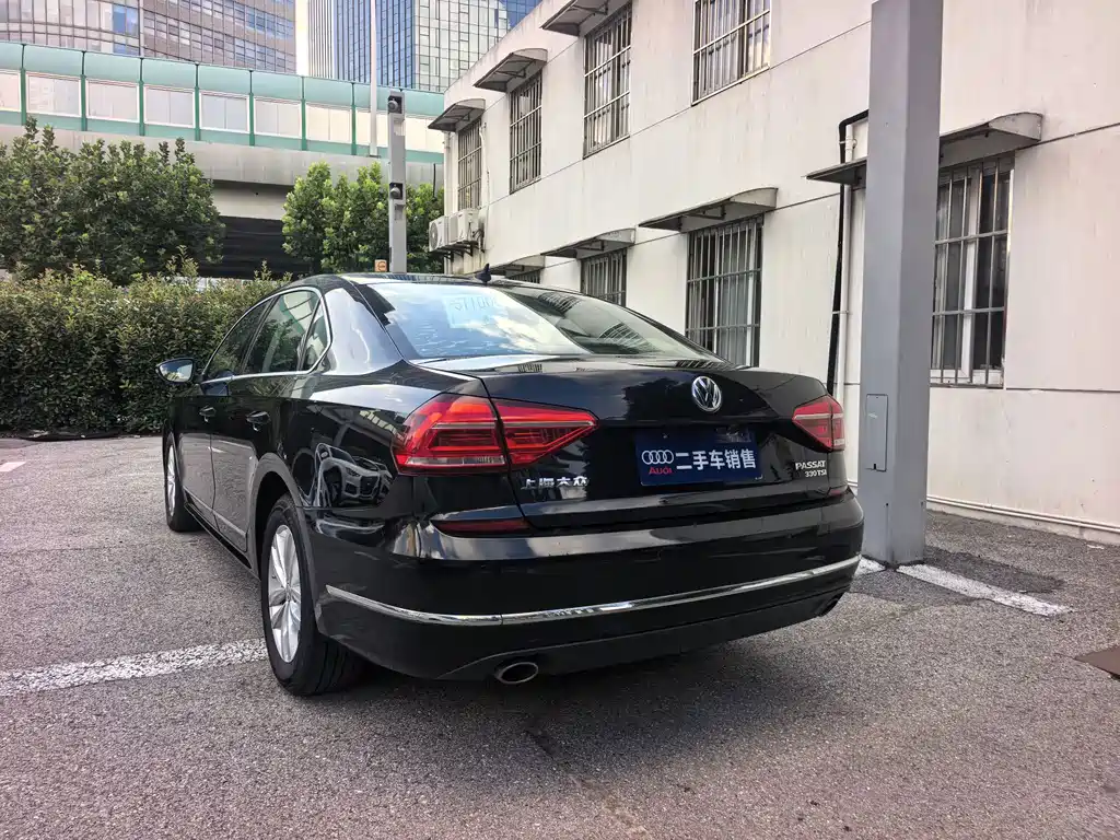 Volkswagen Passat — миниатюра 6